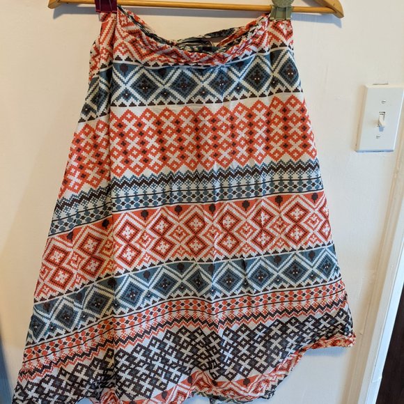 Vibrant geometric print Wrap Skirt - Picture 6 of 6